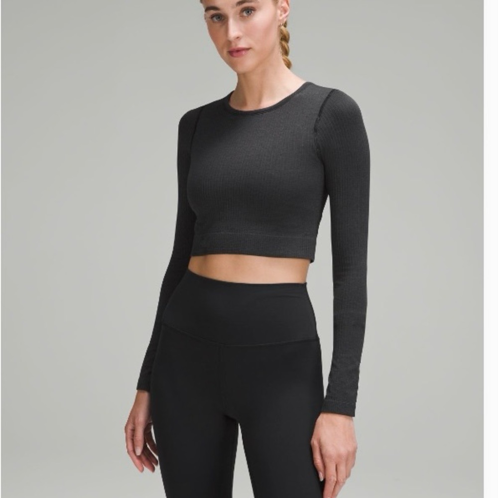 Lululemon Ebb to street long sleeve